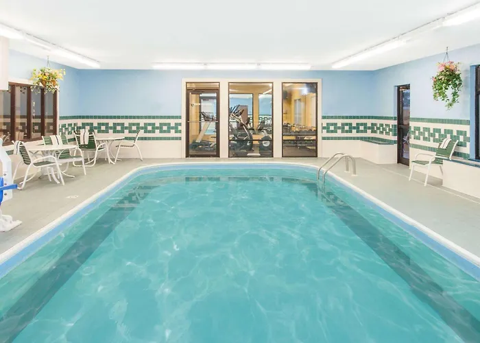 Hotel Baymont By Wyndham Decatur Il North Forsyth