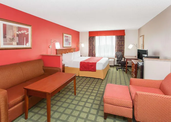 Hotel Baymont By Wyndham Decatur Il North Forsyth