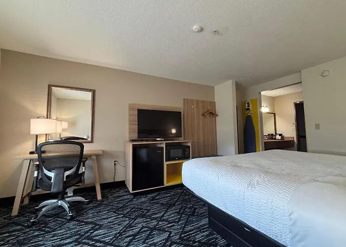 Baymont By Wyndham Decatur Il North 3*