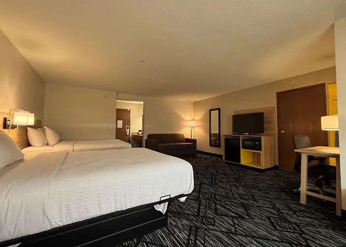 Hotel Baymont By Wyndham Decatur Il North Forsyth