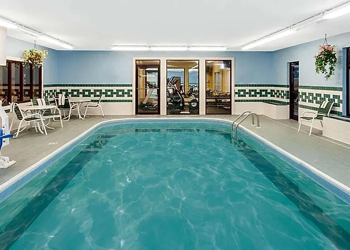 Hotel Baymont By Wyndham Decatur Il North Forsyth