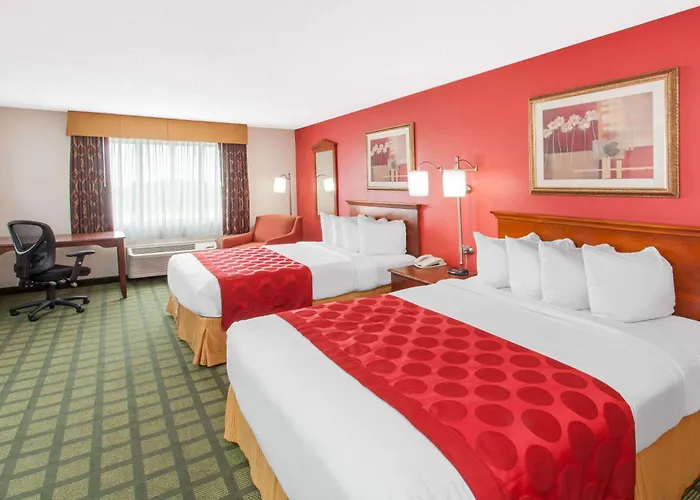 Hotel Baymont By Wyndham Decatur Il North 3*